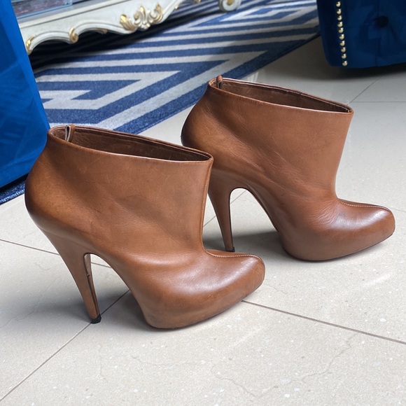 Givenchy booties, practically new!!!! - Picture 6 of 11